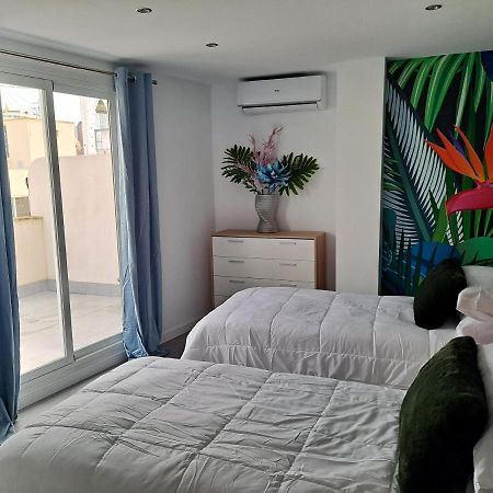 Levante Suites Μπένιντορμ Εξωτερικό φωτογραφία